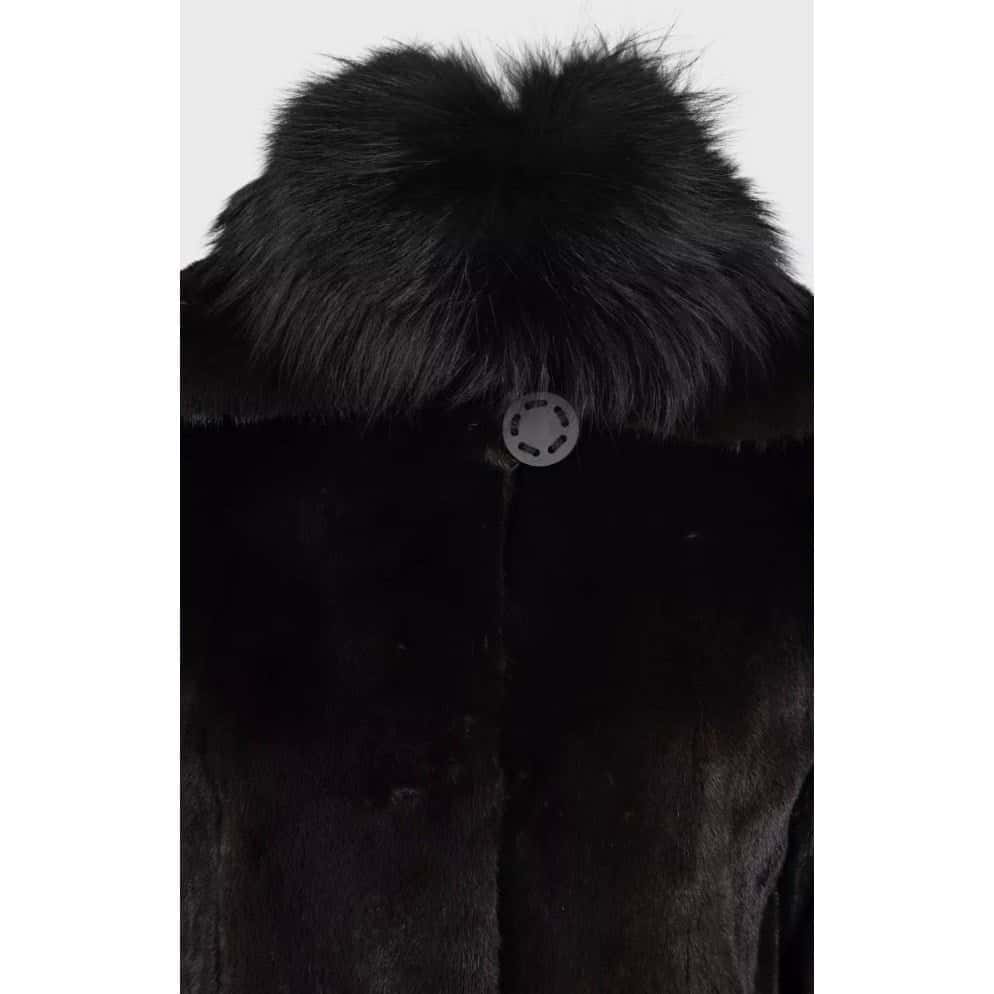 Unsigned Amato Luxurious Brown Coat - Size S/IT 40 pre-owned Brown Good condition - Model View