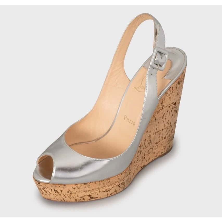 Christian Louboutin Christian Louboutin Silver Leather Sandals - Size 40 Pre-owned Silver Leather Good condition - Inside View