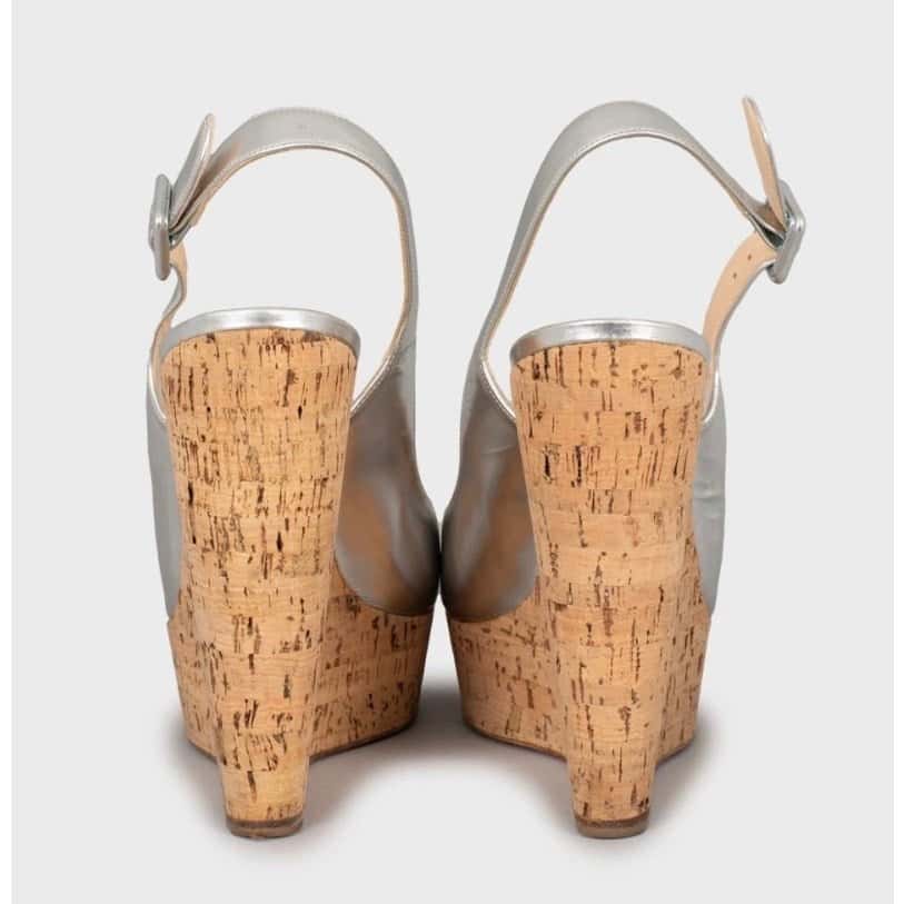 Christian Louboutin Christian Louboutin Silver Leather Sandals - Size 40 Pre-owned Silver Leather Good condition - Model View