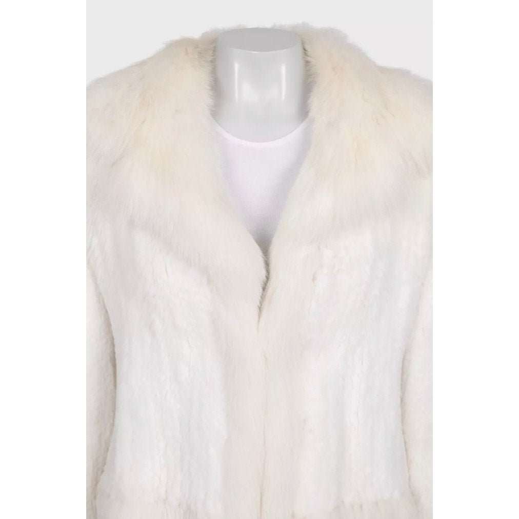 Valentino Valentino Roma Luxurious White Faux Fur Coat - Size XL Pre-owned White Good condition - Model View
