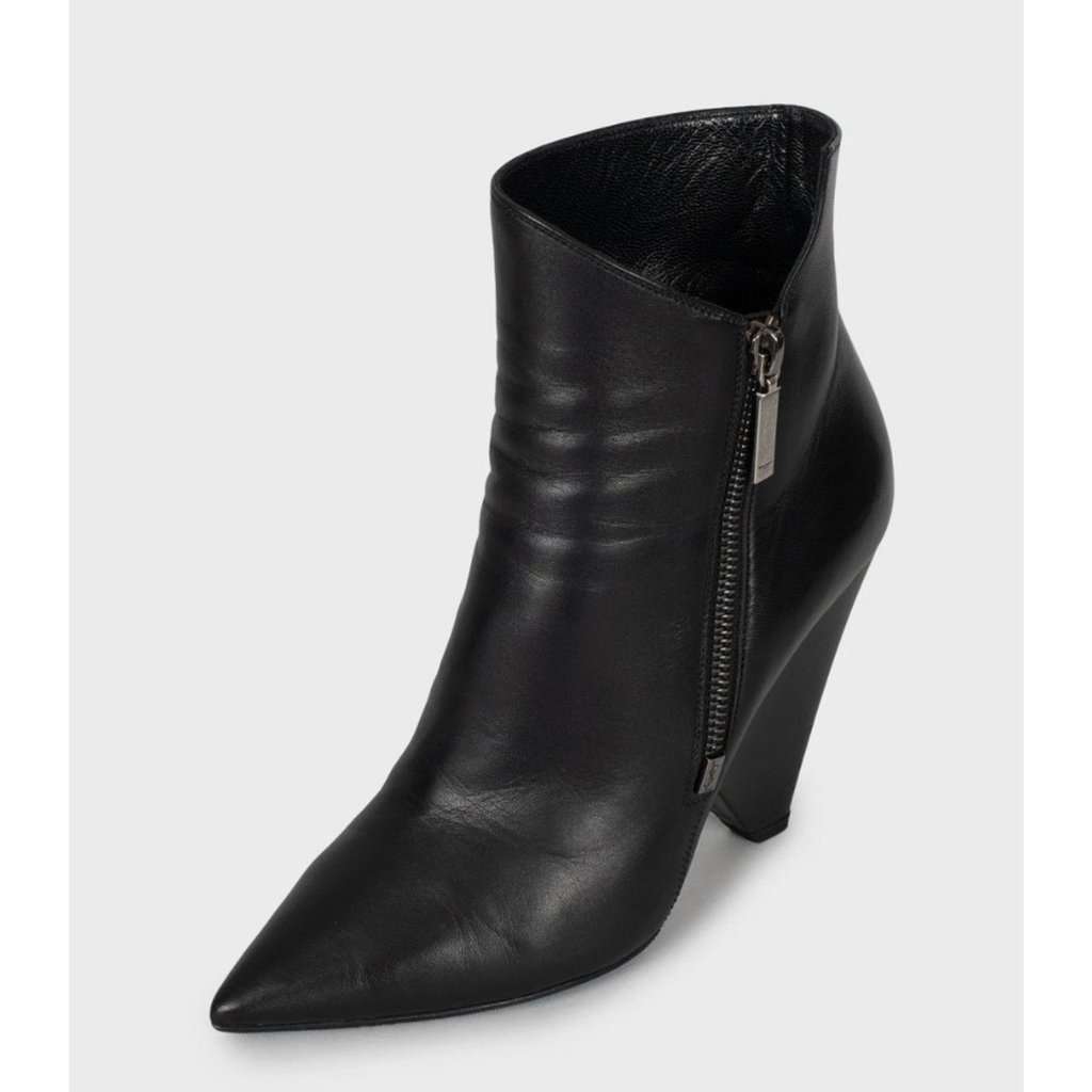 Saint Laurent Saint Laurent Niki Leather Wedge Boots - Size 38.5 pre-owned Black Leather Good condition - Inside View