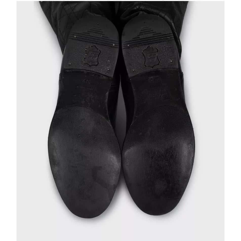 Christian Dior Chic Christian Dior Quilted Flat Boots - Black Leather EU 37.5 pre-owned Black Leather Good condition - Box View