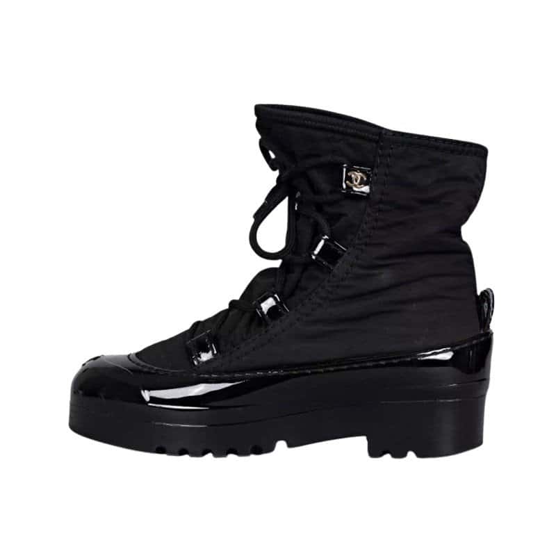 Chanel Chanel Black Lace-Up Boots - Size 37 Pre-owned Black Lace Good condition - Front View
