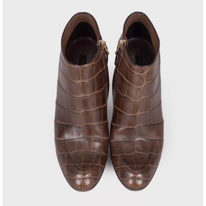Louis Vuitton Louis Vuitton Brown Embossed Leather Ankle Boots Sz 40 Pre-owned Brown Leather Good condition - Back View