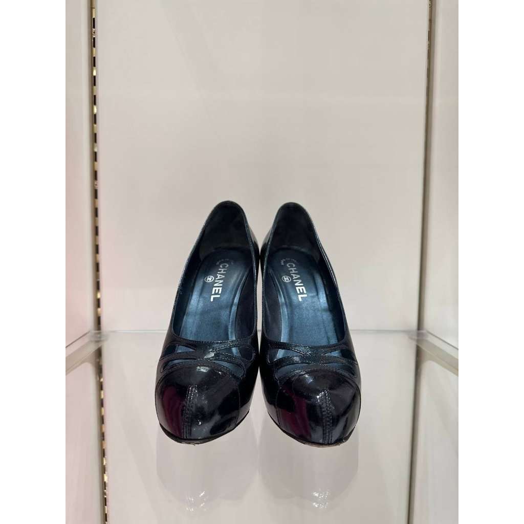 Chanel Chanel Patent Leather Pumps Size 39 Pre-owned Black Leather Good condition - Back View