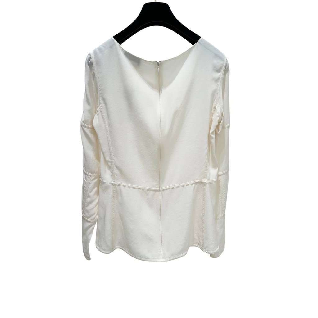 Chanel Chanel White Silk Long Sleeve Blouse Sz.38 Pre-owned White Silk Good condition - Back View