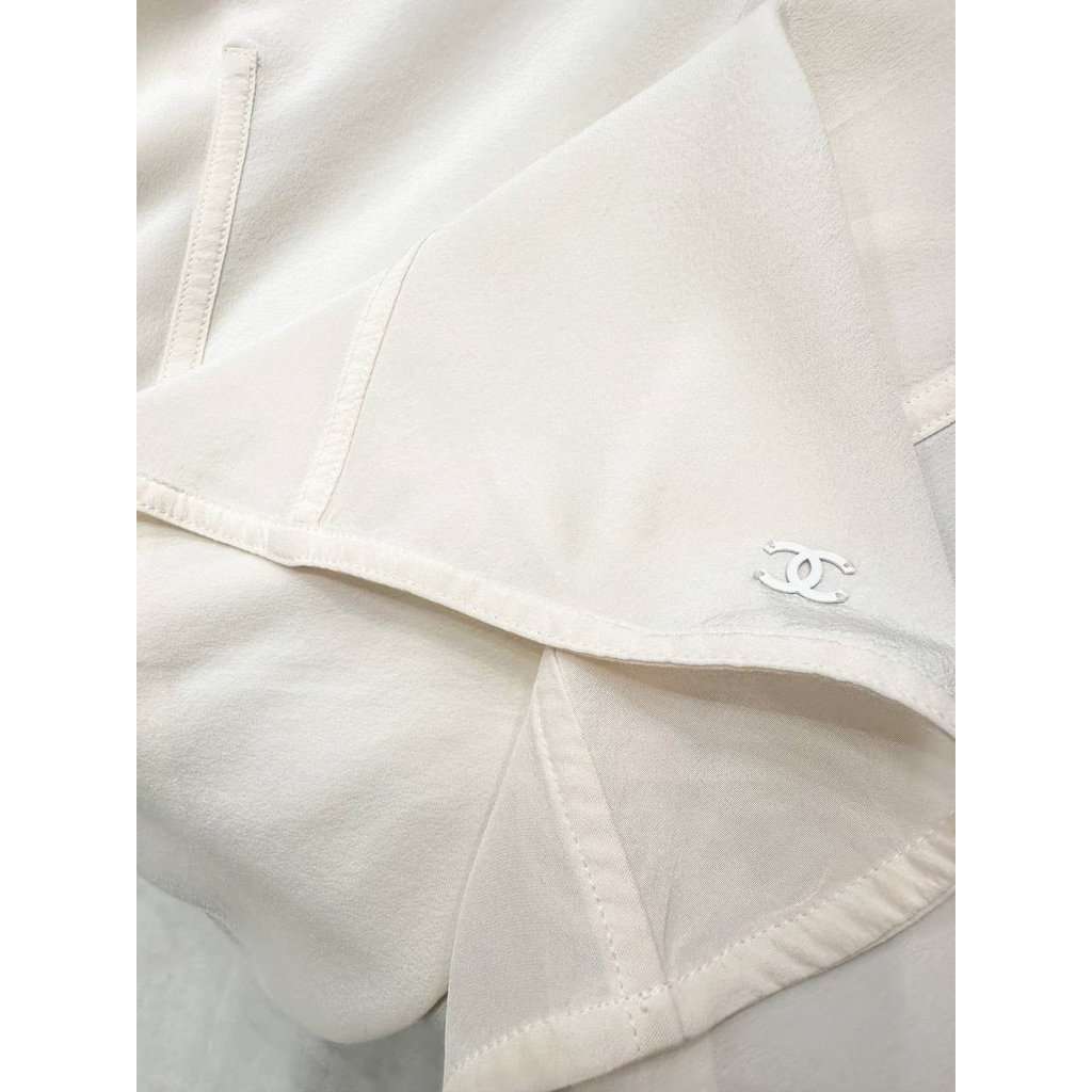 Chanel Chanel White Silk Long Sleeve Blouse Sz.38 Pre-owned White Silk Good condition - Inside View