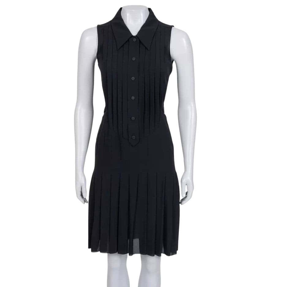 Chanel Chanel Black Silk Pleated Dress Sz.34 pre-owned Black Silk Good condition - Front View