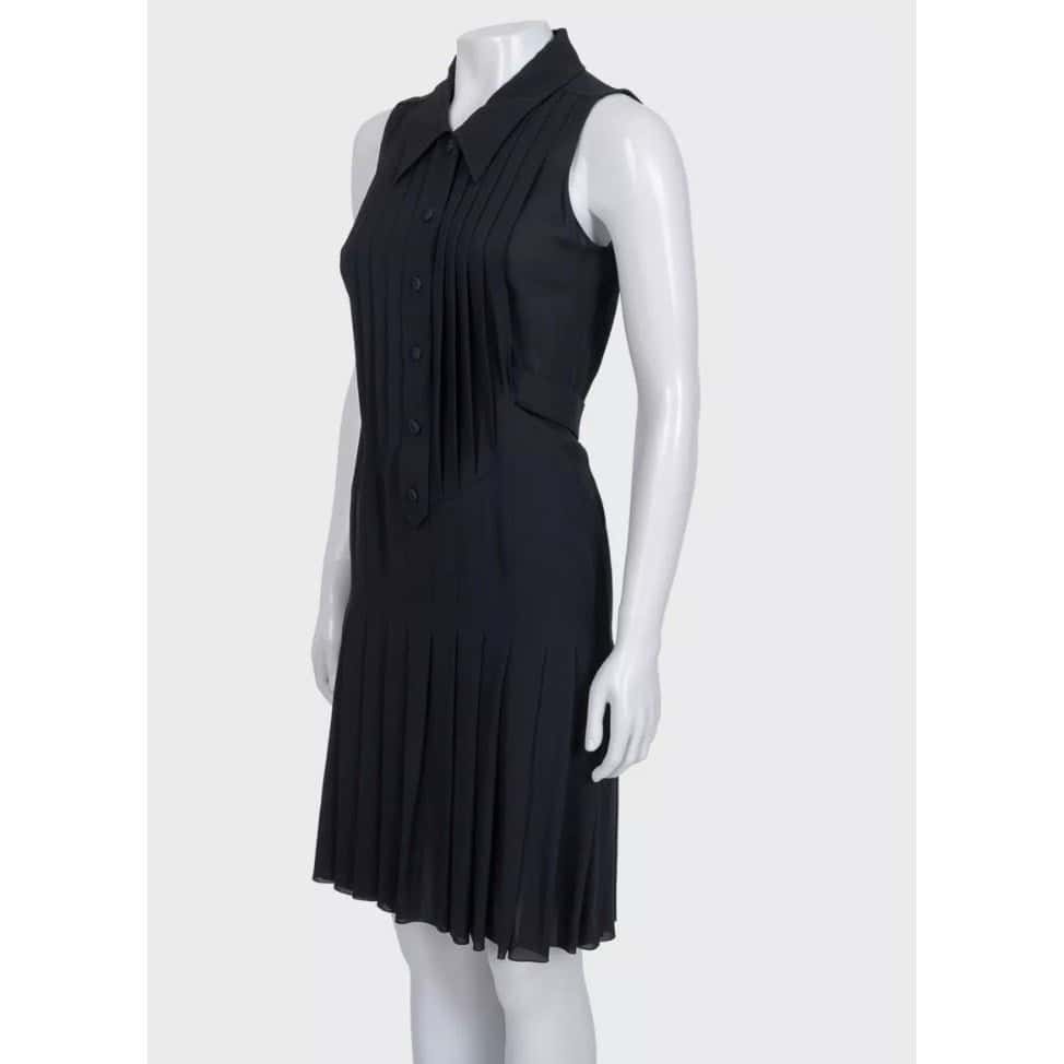 Chanel Chanel Black Silk Pleated Dress Sz.34 pre-owned Black Silk Good condition - Back View