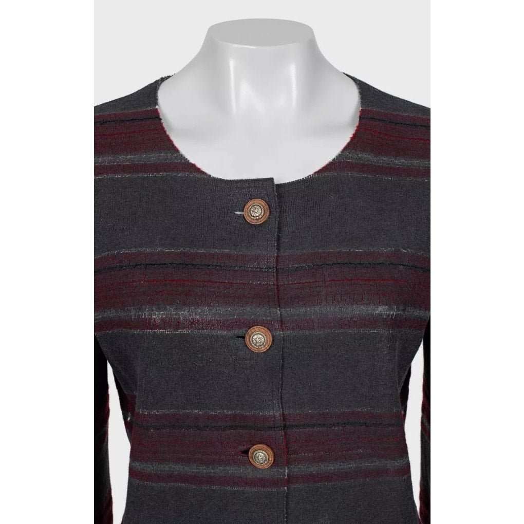 Chanel NWOT Chanel Dallas Cashmere Collarless Jacket - EU 44/3XL pre-owned Grey Wool Never worn - Model View