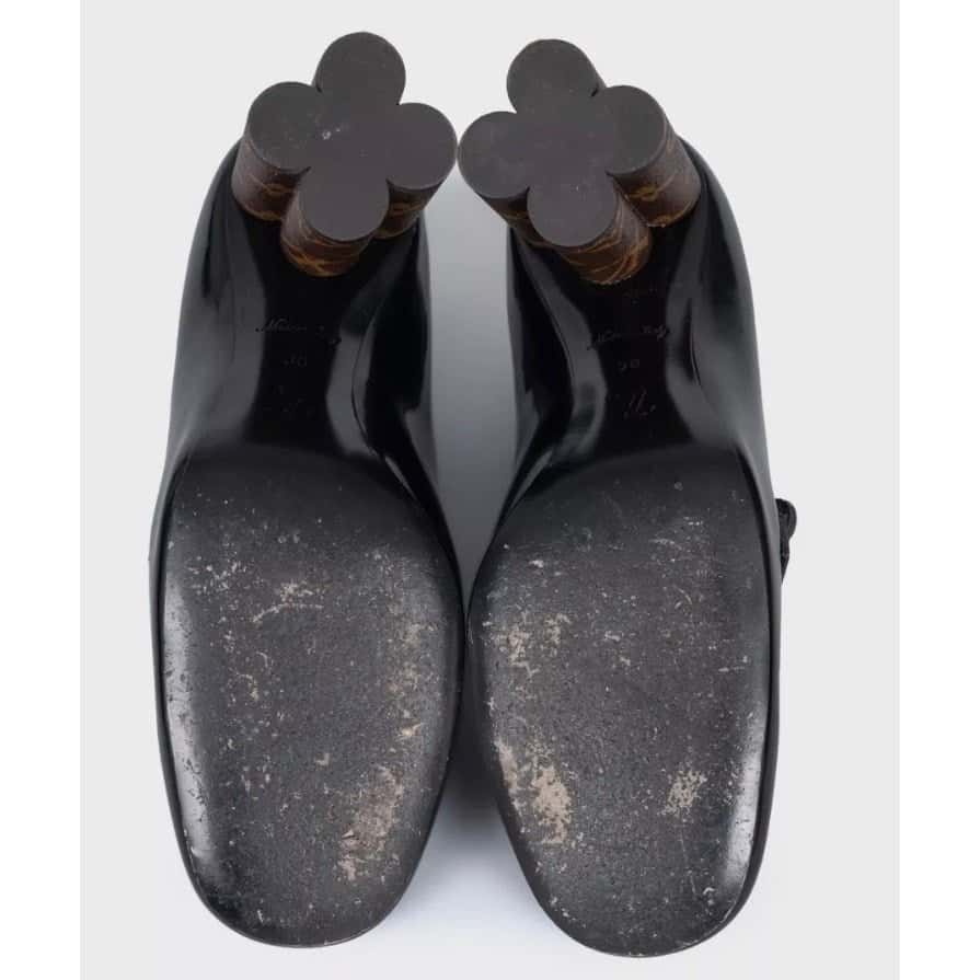 Louis Vuitton Louis Vuitton Black Leather Pumps Sculpted Heel Sz. 38 Pre-owned Black Leather Good condition - Box View