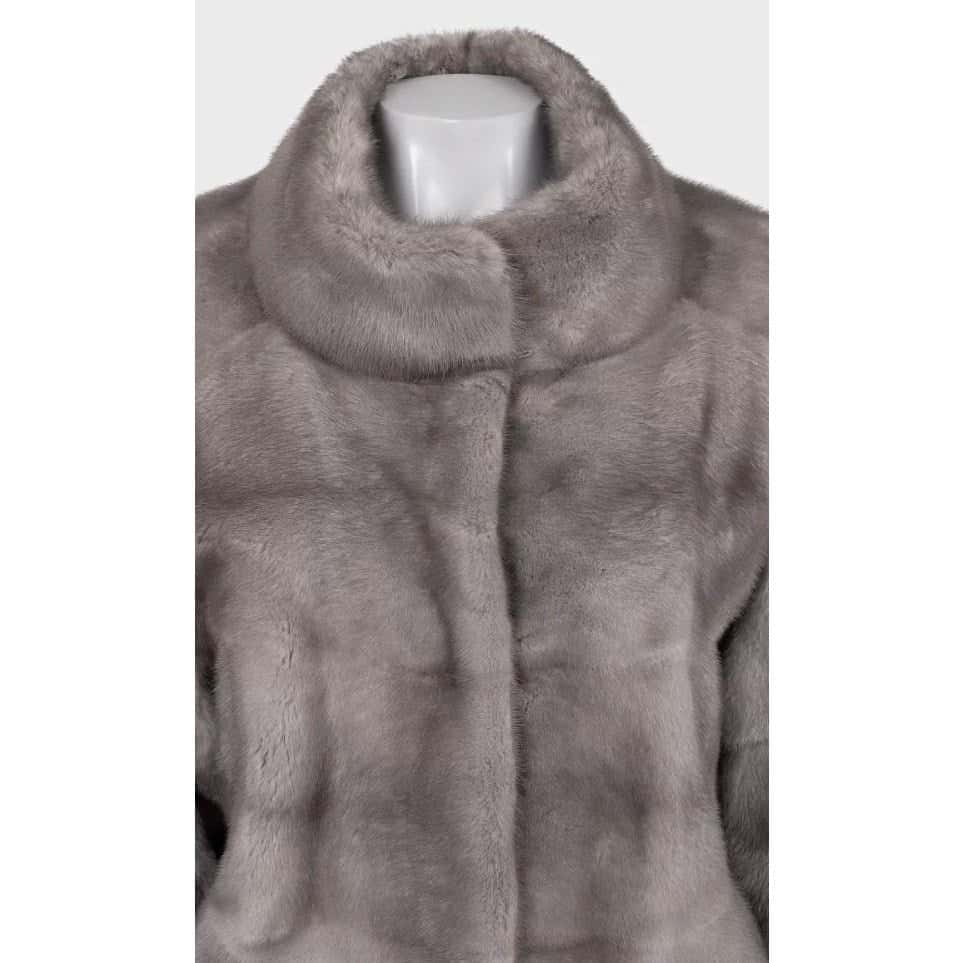 Gianfranco Ferré Gianfranco Ferre Gray Faux Fur Coat High Collar Sz L pre-owned Grey Good condition - Model View