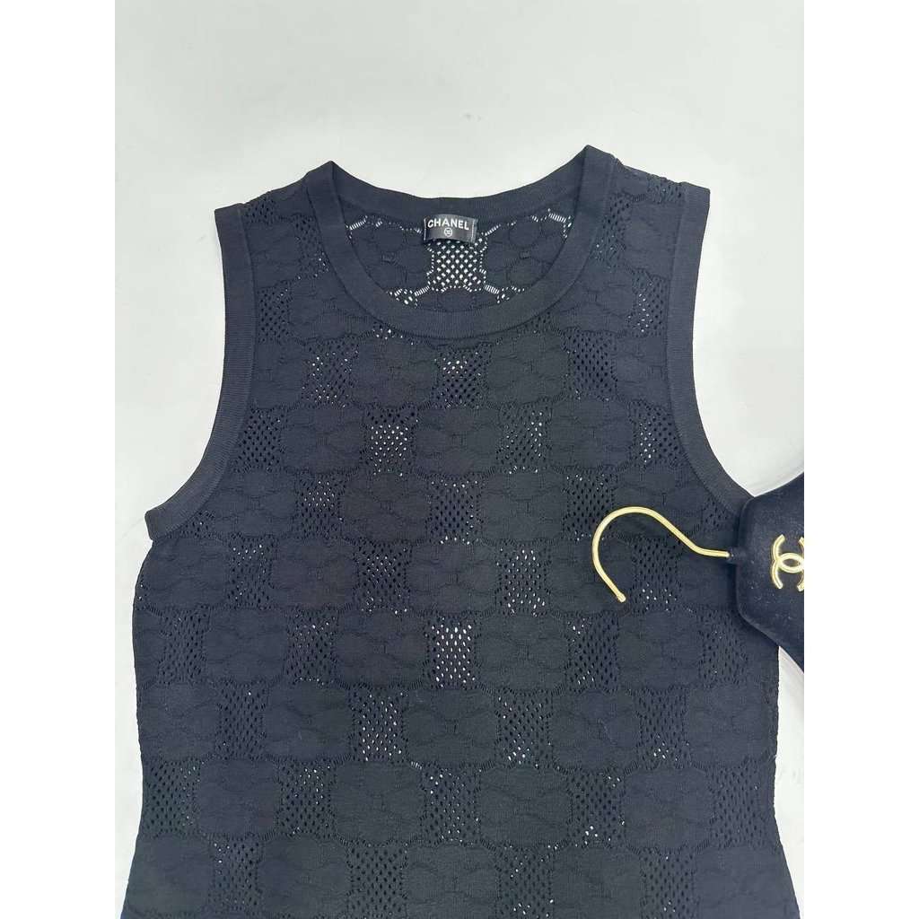 Chanel Chanel Camellia Patern Top Sz. S-M  Pre-owned Camel Lace Good condition - Back View