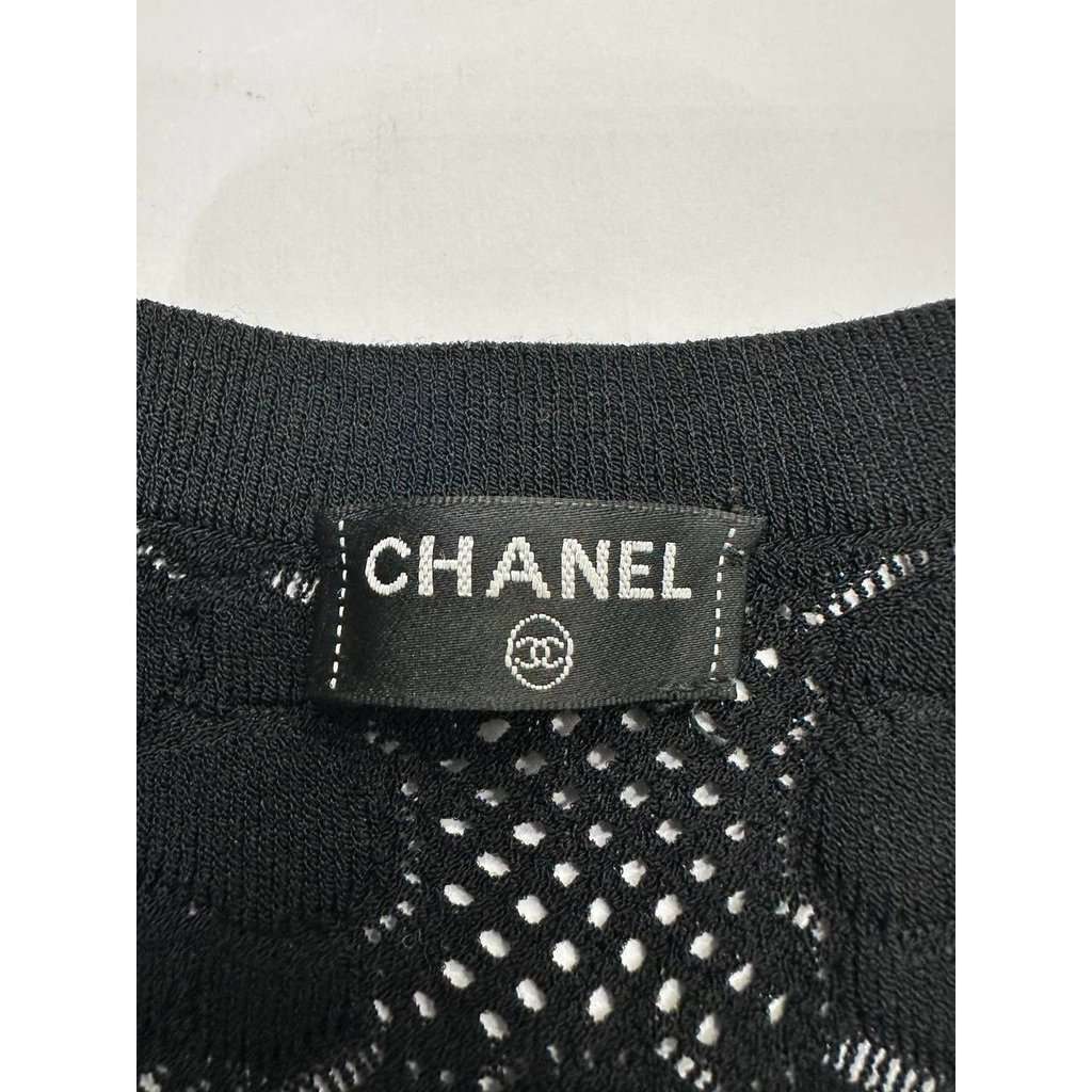 Chanel Chanel Camellia Patern Top Sz. S-M  Pre-owned Camel Lace Good condition - Inside View