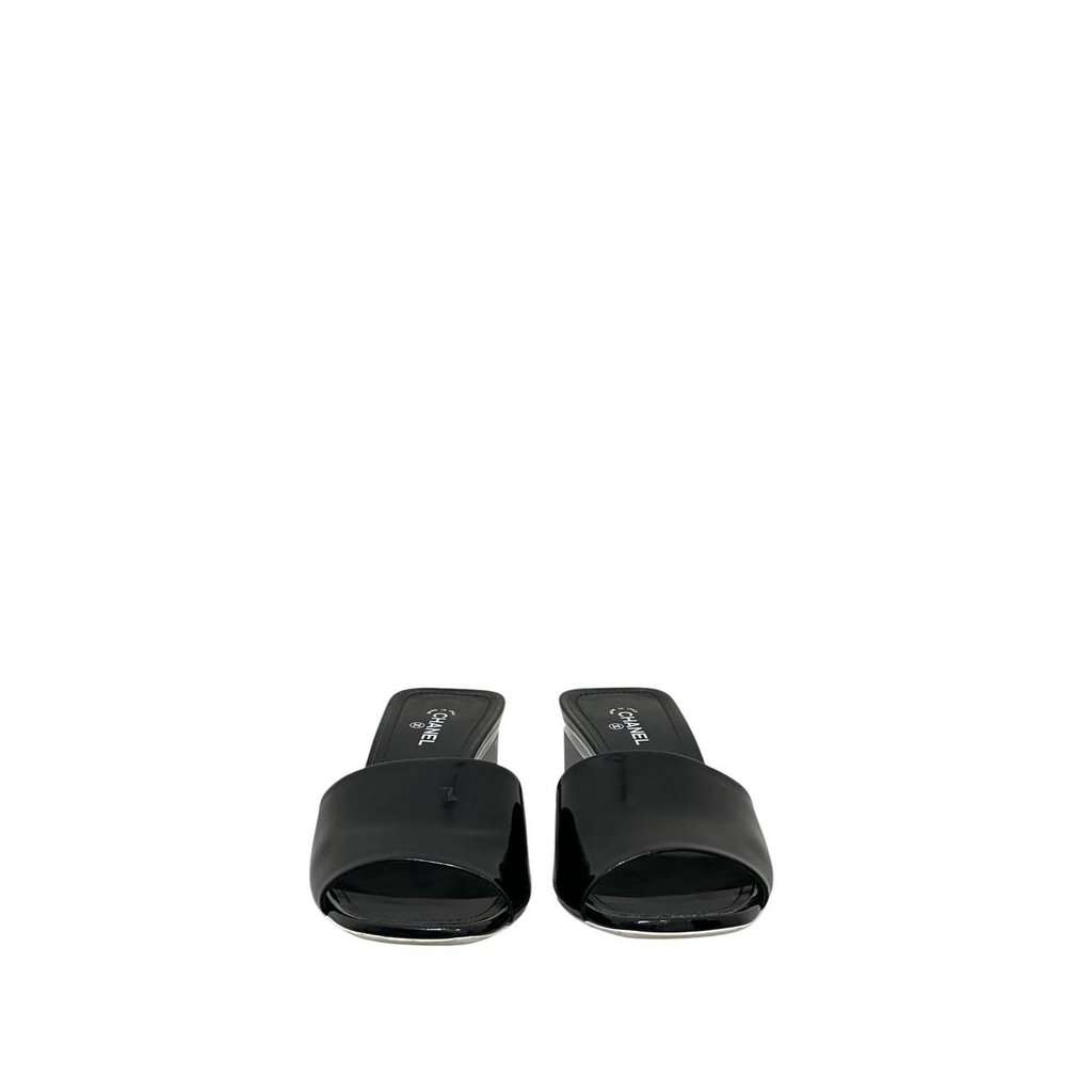 Chanel Chanel Black Patent Leather Heeled Mules - Size 41 Pre-owned Black Leather Good condition - Model View