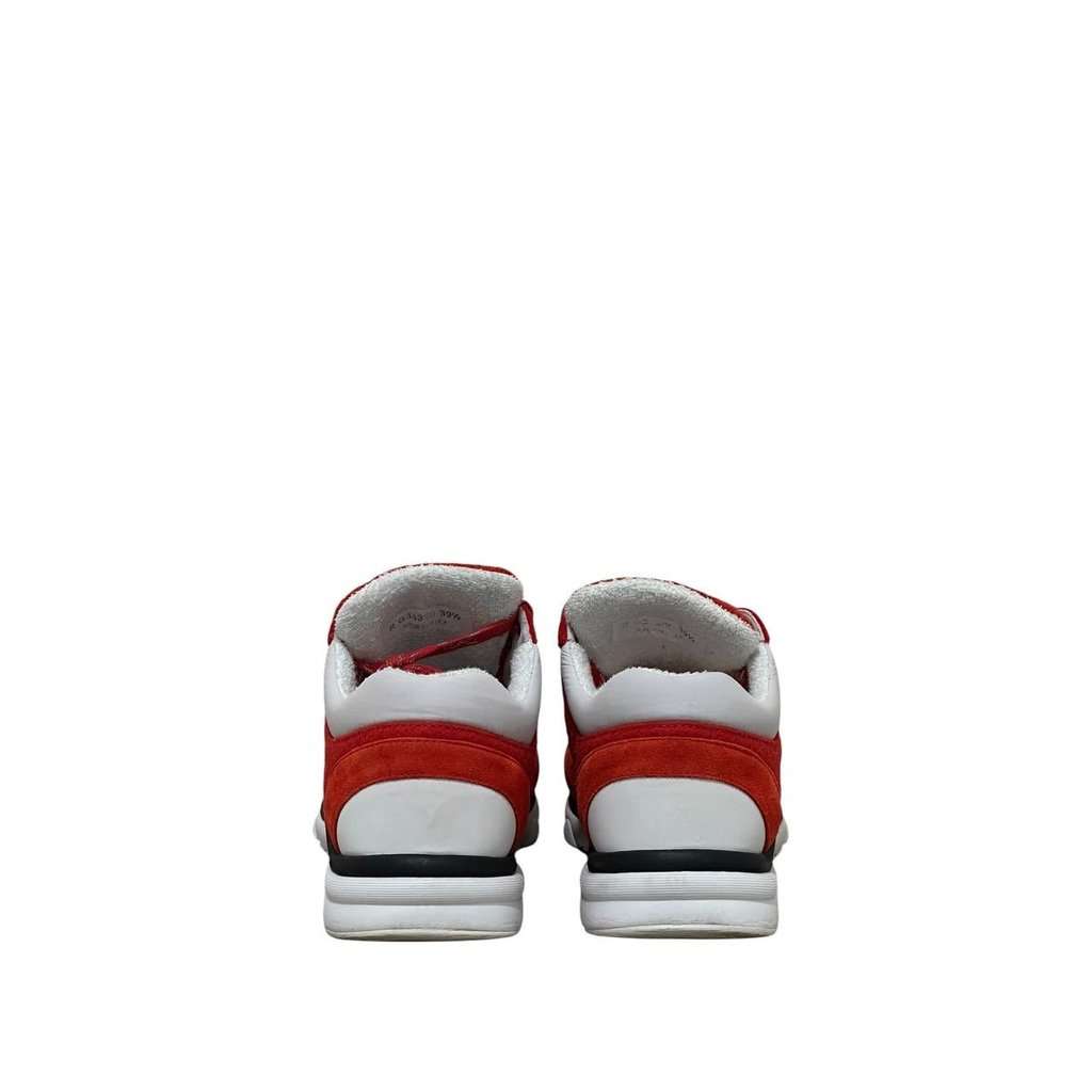 Chanel Chanel CC Logo Red Suede & Tweed Sneakers Size 39.5 Pre-owned Red Suede Good condition - Inside View