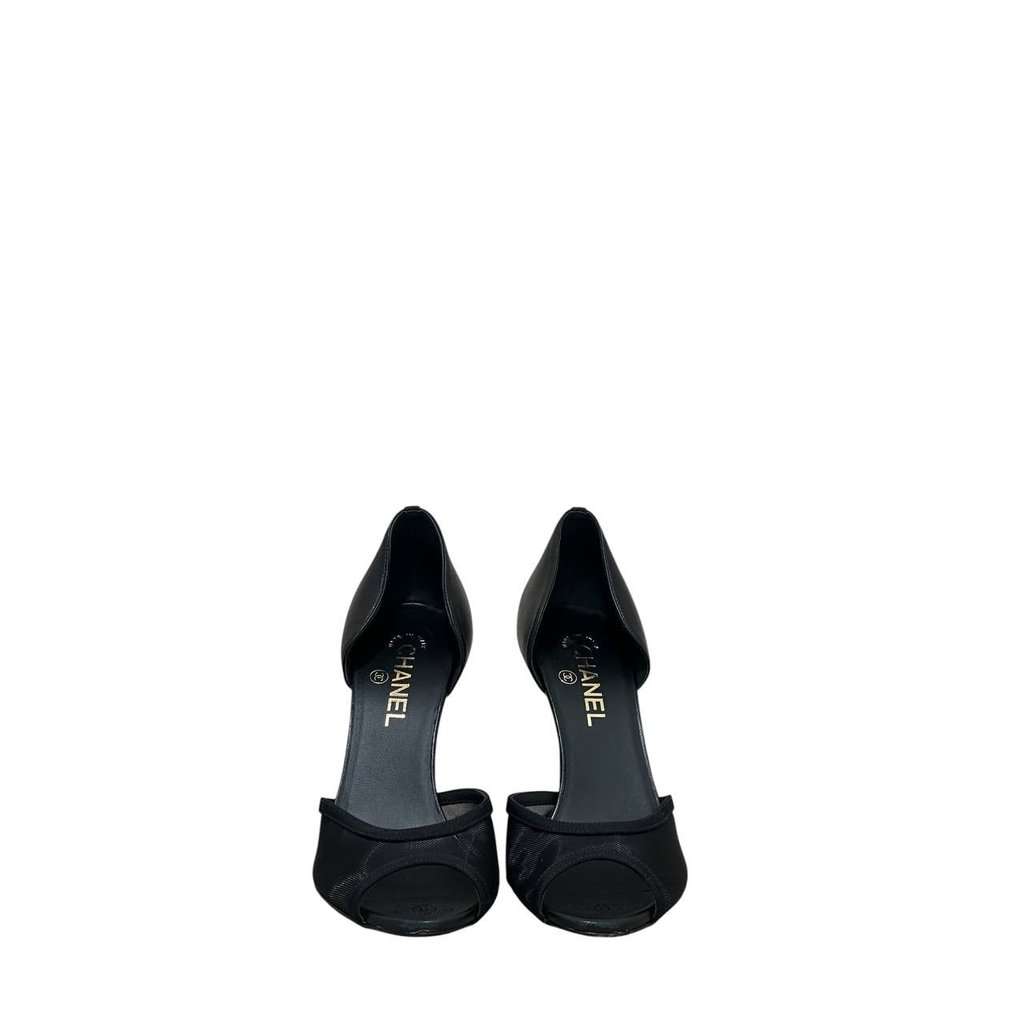 Chanel Chanel Black Canvas & Leather D'Orsay Pumps Sz. 40 pre-owned Black Canvas Good condition - Inside View