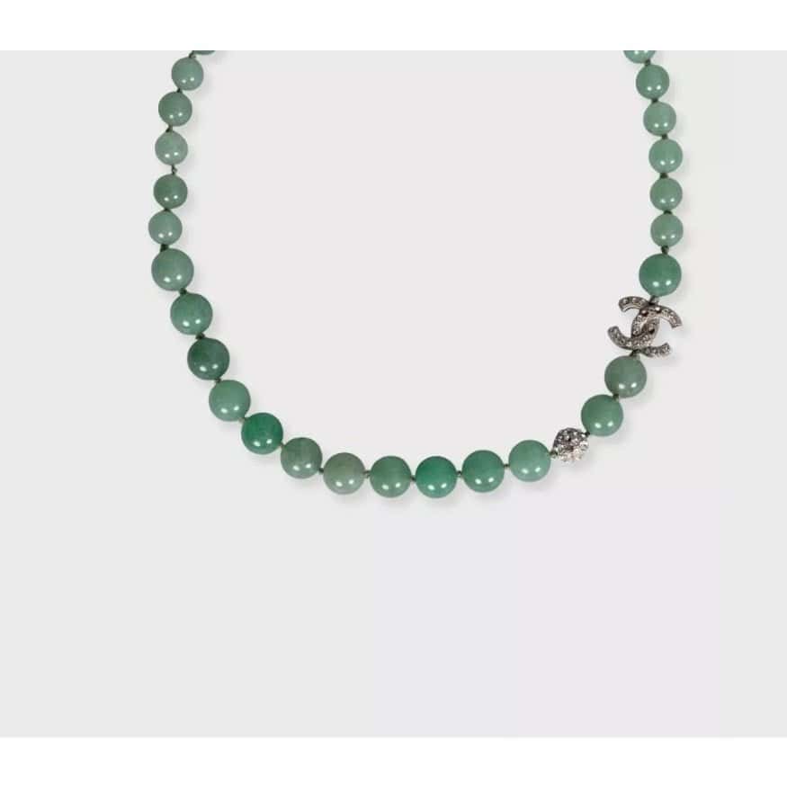 Chanel Chanel Spring/Summer 2015 Green Necklace & Bracelet Set  Pre-owned Green Lace Good - Model View