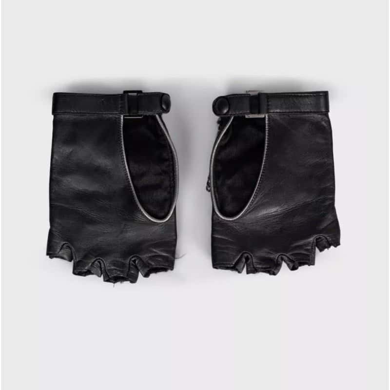 Chanel Chanel Black Leather Chain Detail Fingerless Gloves Mittens Sz.7.5 Pre-owned Black Leather Good condition - Back View