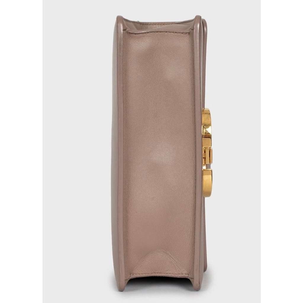 Christian Dior Christian Dior 30 Montaigne Leather Shoulder Bag Pre-owned Brown Leather Good condition - Model View