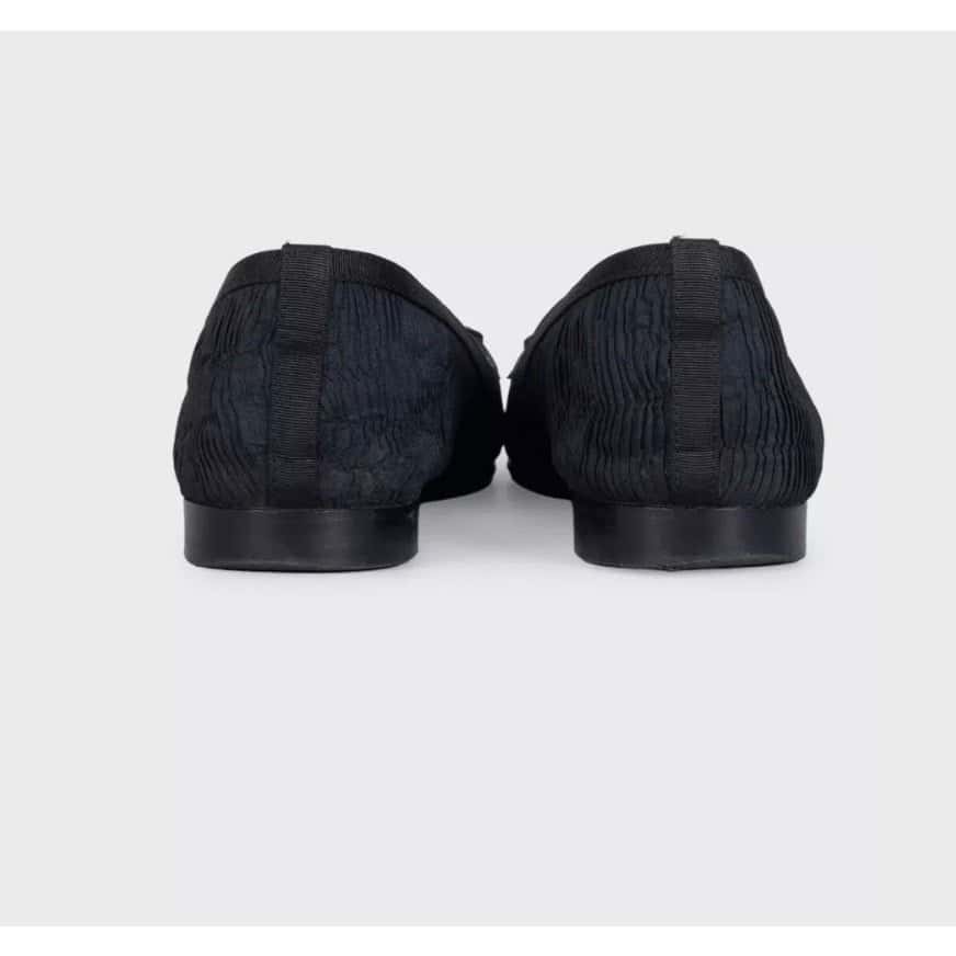 Chanel Chanel Black Textile Ballerina Flats with Bows, Size 38.5 Pre-owned Black Leather Good - Model View