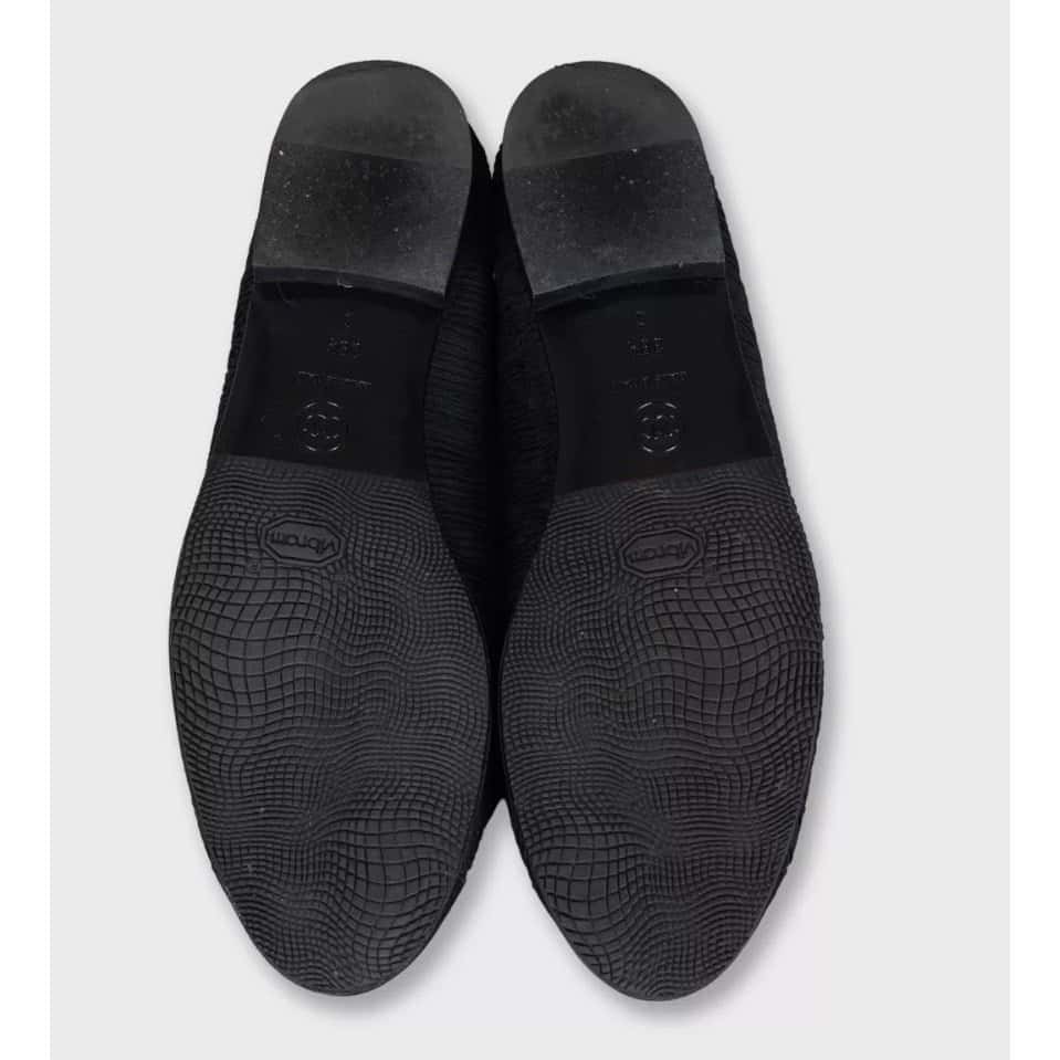 Chanel Chanel Black Textile Ballerina Flats with Bows, Size 38.5 Pre-owned Black Leather Good - Box View