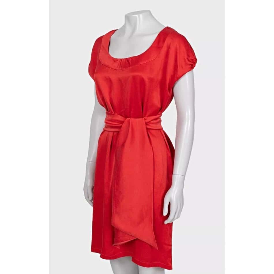 Saint Laurent Saint Laurent Red Silk Dress - Size M pre-owned Red Silk Good condition - Back View