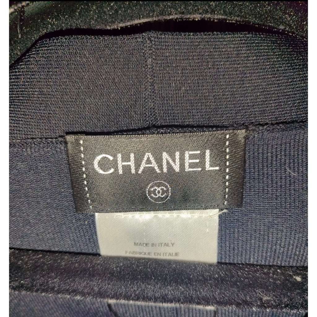 Chanel NWOT Chanel Black V-Neck Cardigan | Never Worn Sz.42/XL Pre-owned Black Never worn - Box View