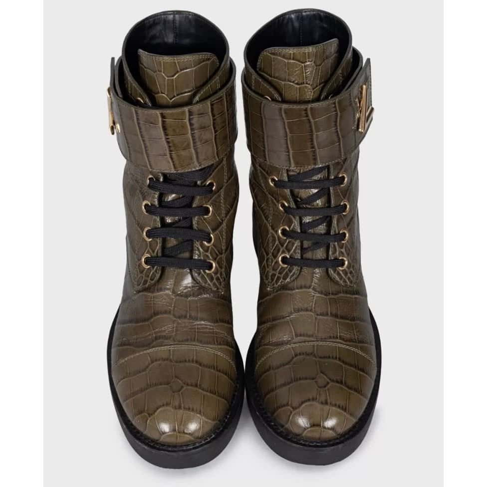 Louis Vuitton Louis Vuitton Crocodile Print Lambskin Leather Boots - Size 38 pre-owned Gold Leather Good condition - Back View