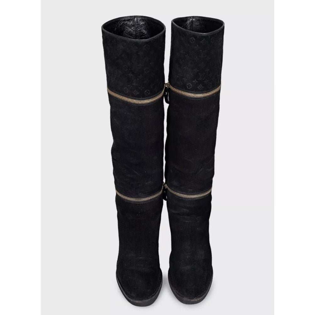 Louis Vuitton Louis Vuitton Black Suede Wedge Ankle Boots - Size 38.5 Pre-owned Black Suede Good condition - Back View