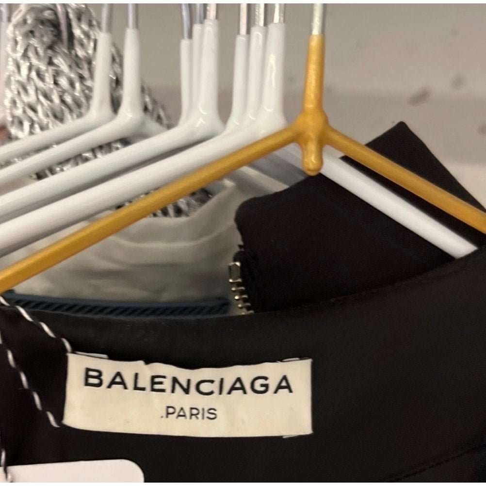 Balenciaga Balenciaga Black & White Cardigan with Pockets - Size 36/S pre-owned Black Good condition - Box View