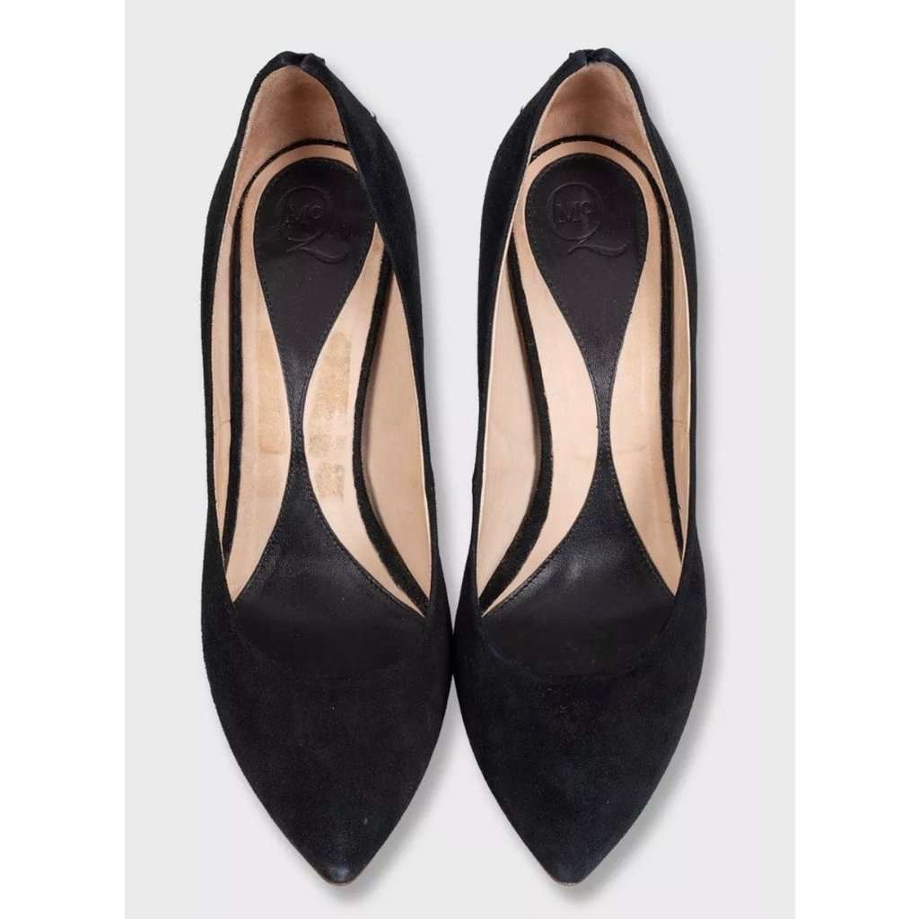Alexander McQueen Alexander McQueen Black Suede Chic Rear Detail Pumps Sz.39 pre-owned Black Suede Good condition - Back View