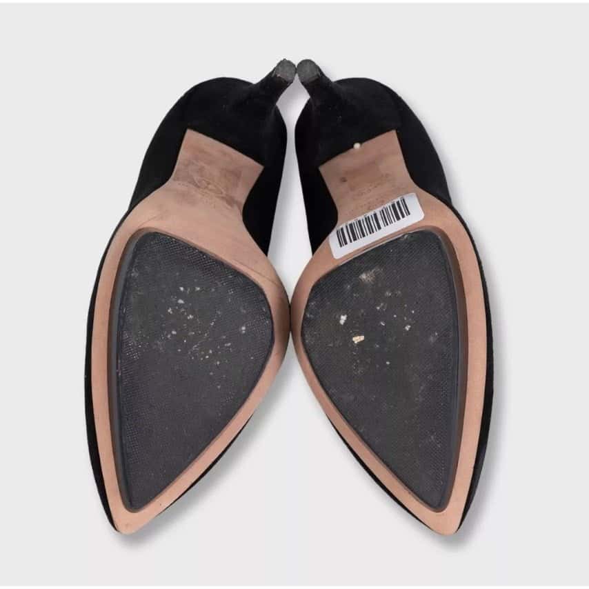 Alexander McQueen Alexander McQueen Black Suede Chic Rear Detail Pumps Sz.39 pre-owned Black Suede Good condition - Box View