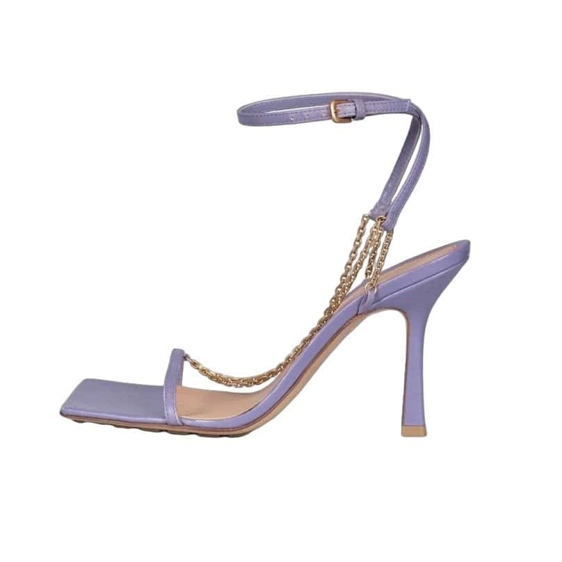 Bottega Veneta Bottega Veneta Purple Leather Chain Sandals, Size 37 Pre-owned Purple Leather Good condition - Front View