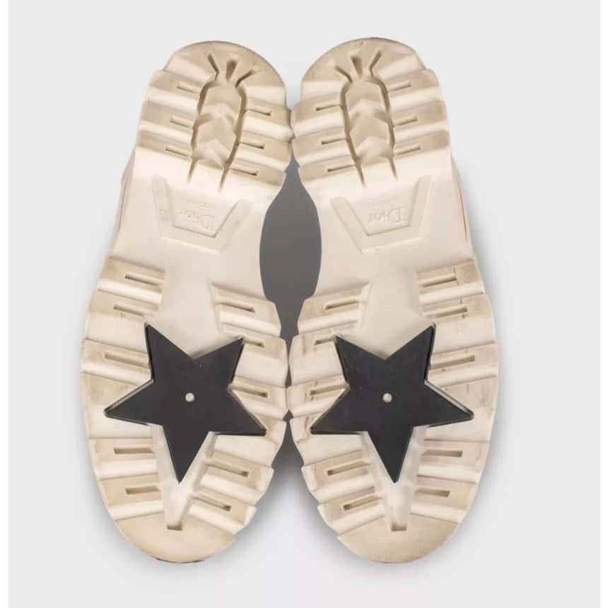 Christian Dior Christian Dior White Leather Lace-Up Shoes sz.39 pre-owned White Leather Good condition - Box View