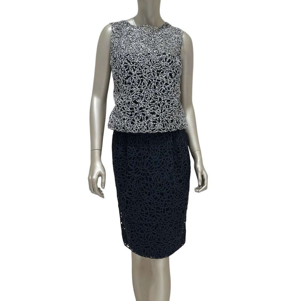 Chanel Chanel Black & White Lace Two-Piece Suit Sz.36 Pre-owned Black Lace Good condition - Front View