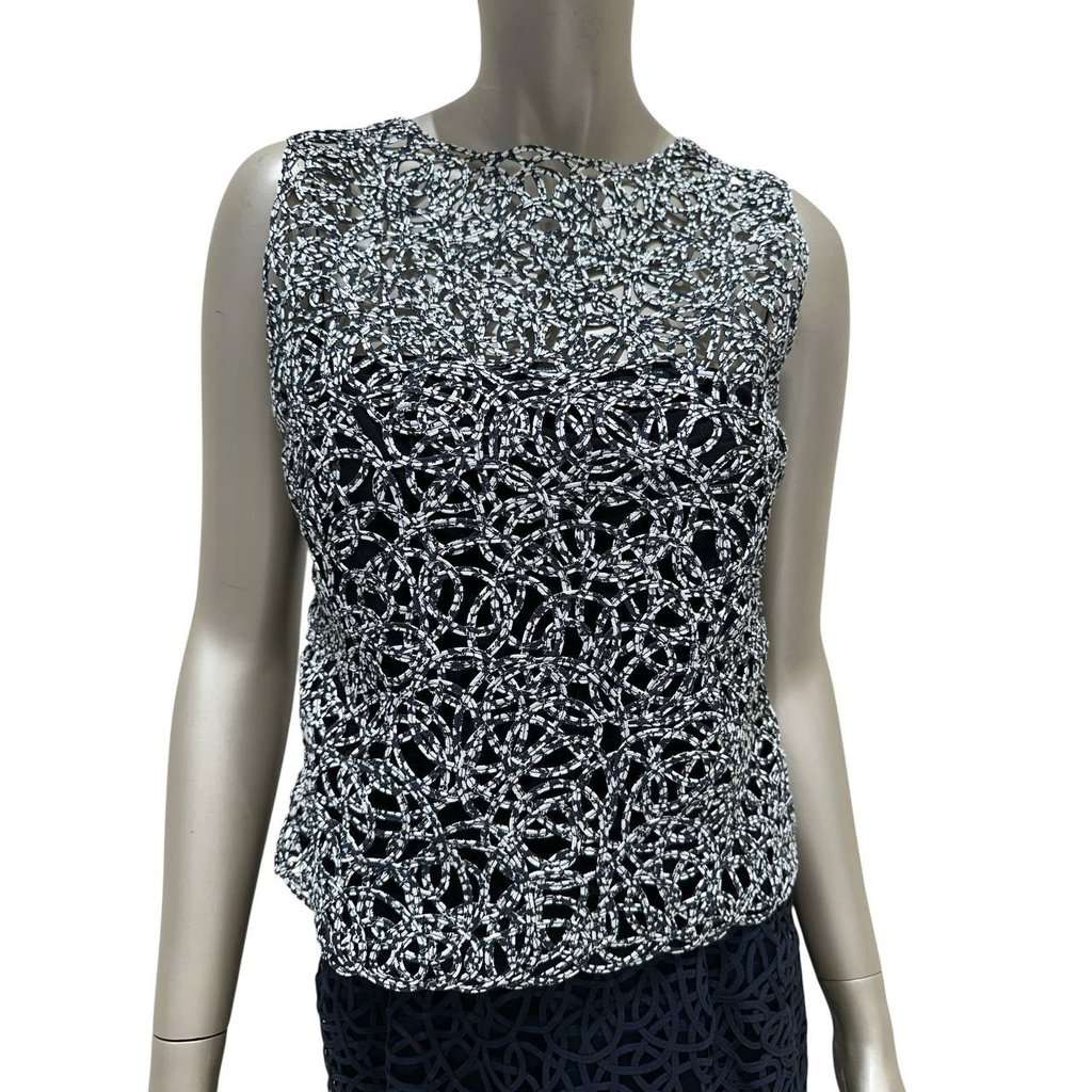 Chanel Chanel Black & White Lace Two-Piece Suit Sz.36 Pre-owned Black Lace Good condition - Inside View