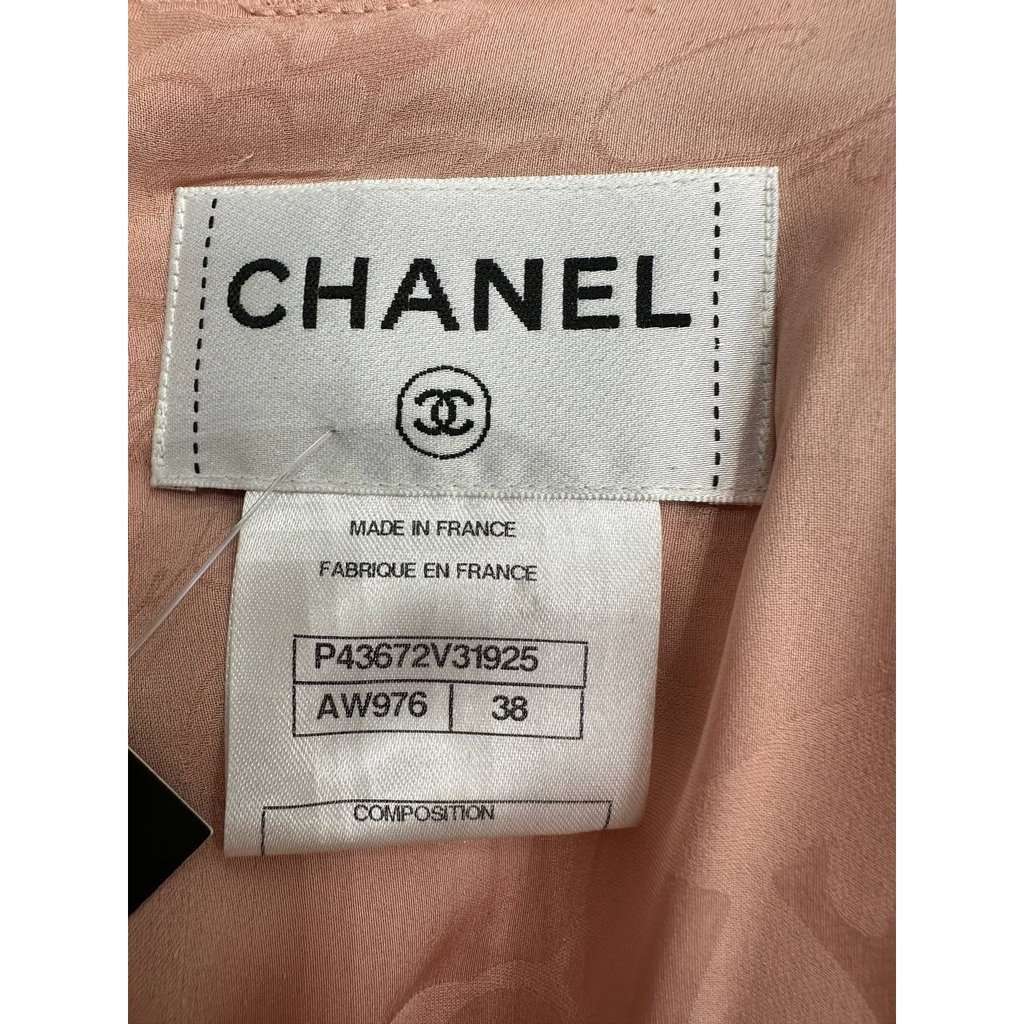 Chanel Chanel Pink Wool Dress - Runway 2012 Collection sz.38 pre-owned Pink Wool Good condition - Box View