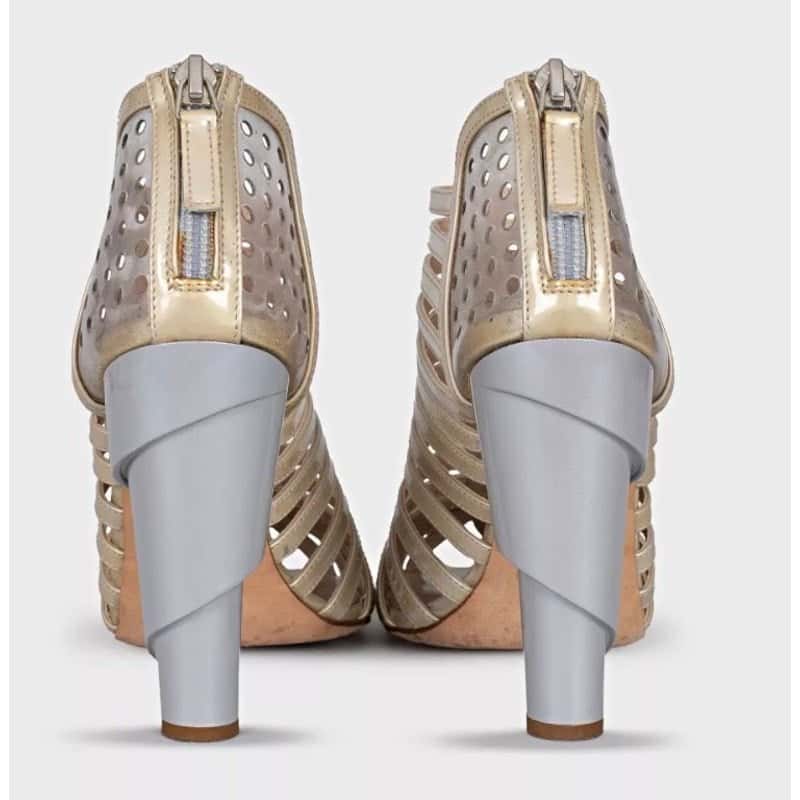 Chanel Chanel Cruise 2009 Gold Sculpted Heel PumpsSz.36 Pre-owned Gold Leather Good condition - Model View