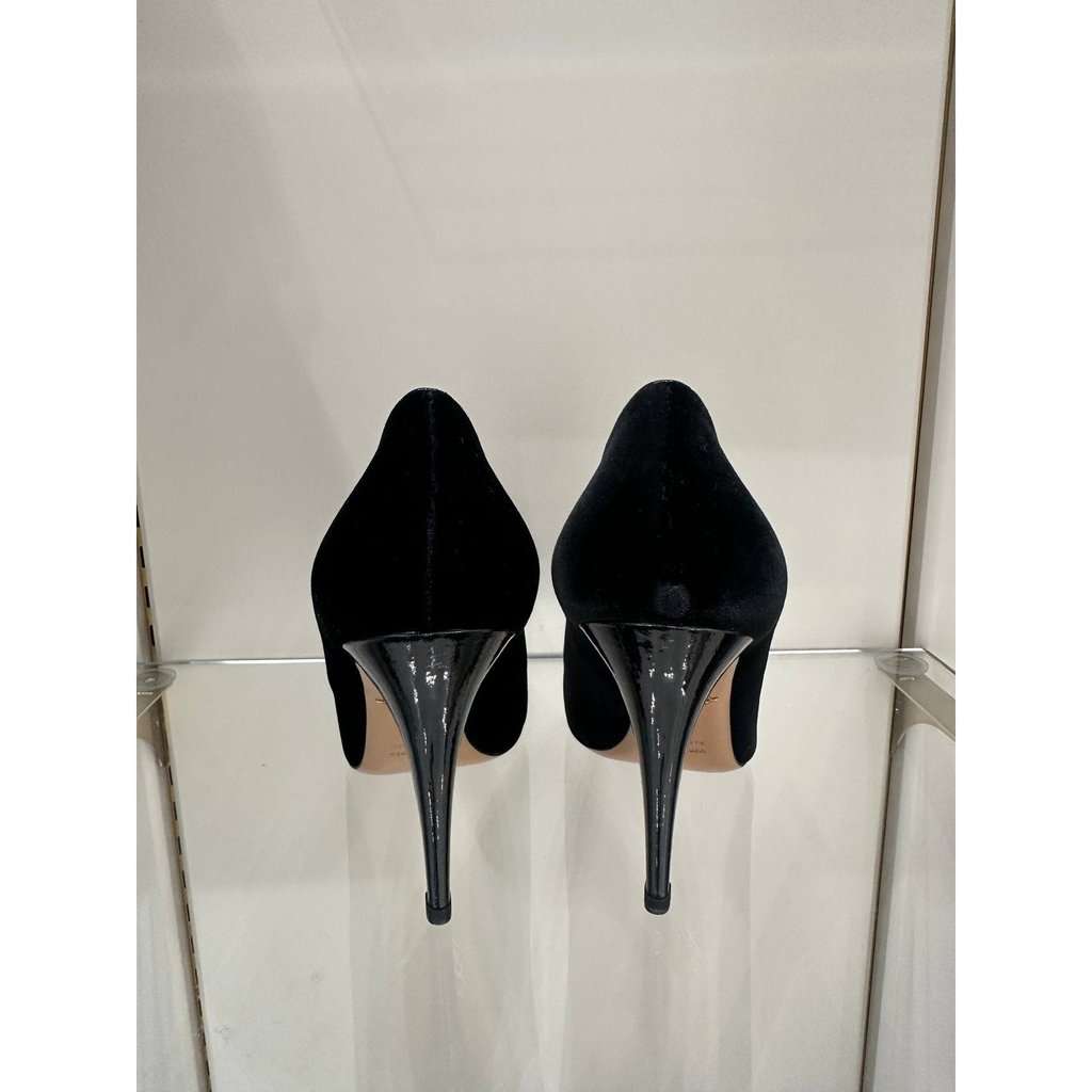 Charlotte Olympia NWOB Charlotte Olympia Black Velvet Kitty 110 Pumps - Size 39 Pre-owned Black Velvet Never worn - Inside View