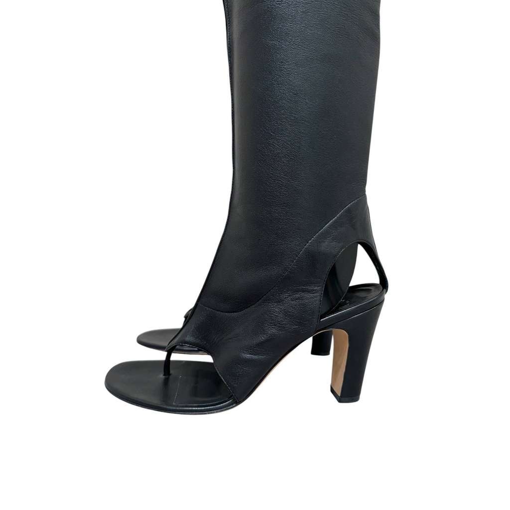 Chanel Chanel Black Leather Thong Heeled Sandal Boots 38 Pre-owned Black Leather Good - Box View