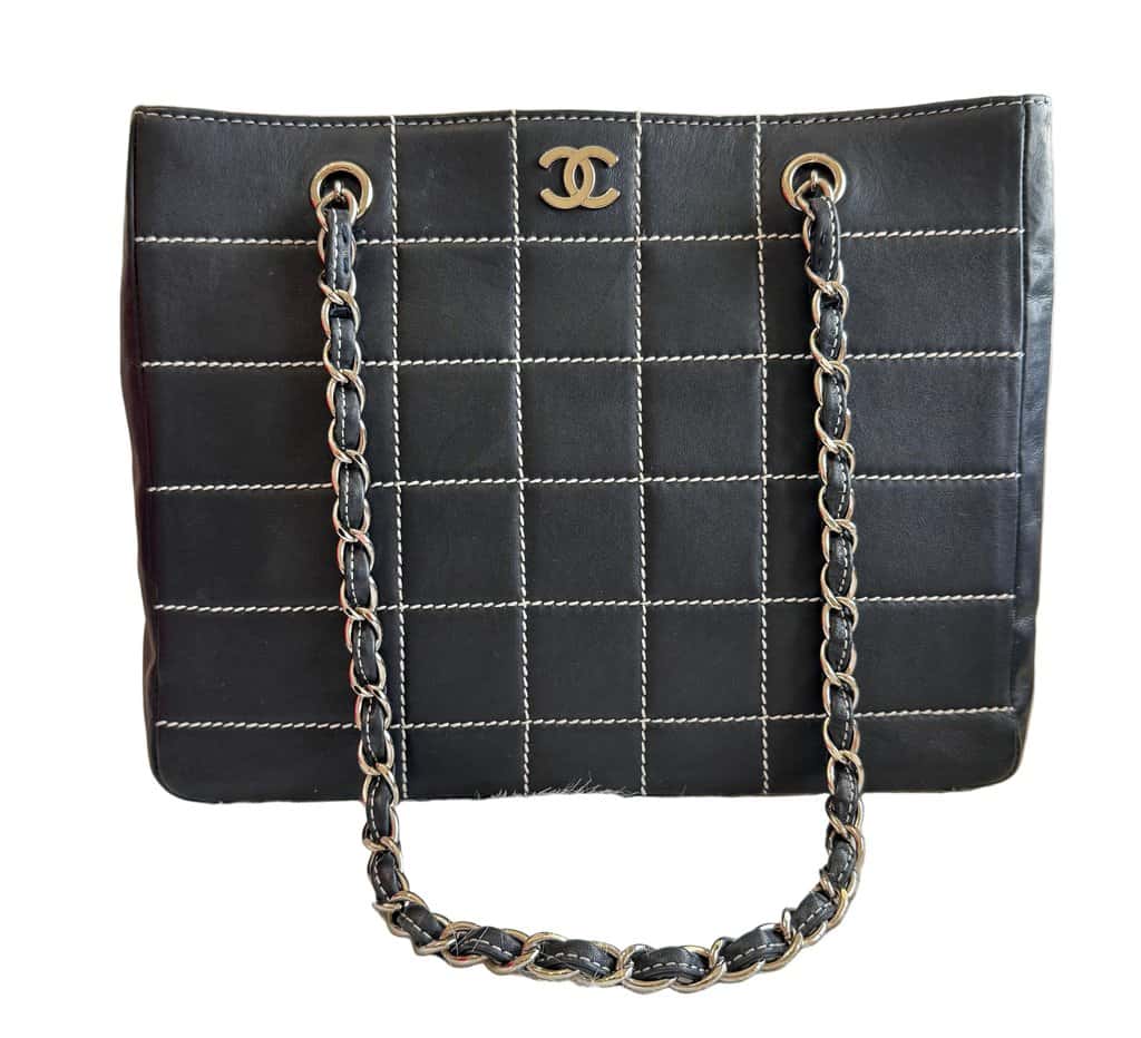 Chanel Choco Bar Wild stitch leather chain tote Navy Leather Good - Front View