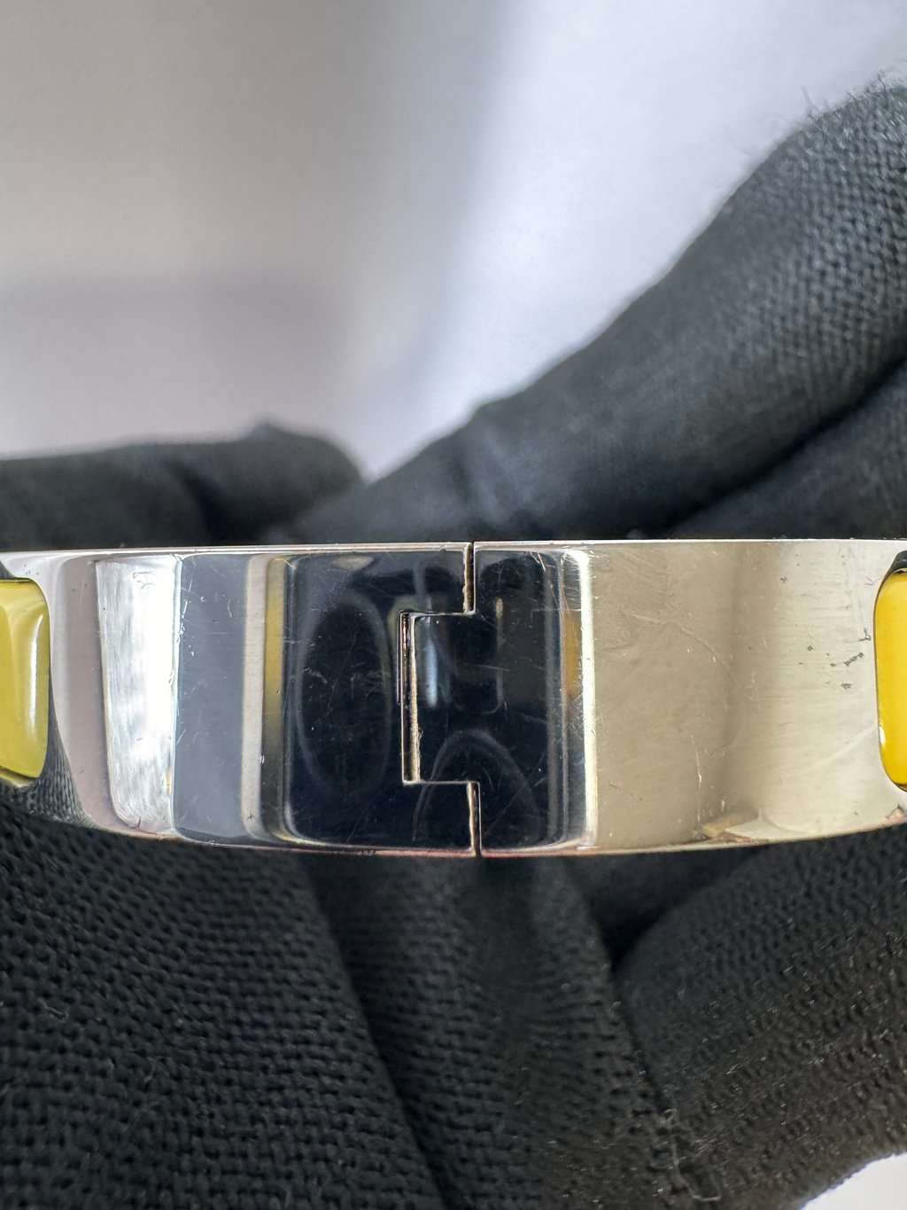 Hermès Clic Clac H Yellow Enamel Palladium Plated Narrow Bracelet PM Yellow Good - Box View