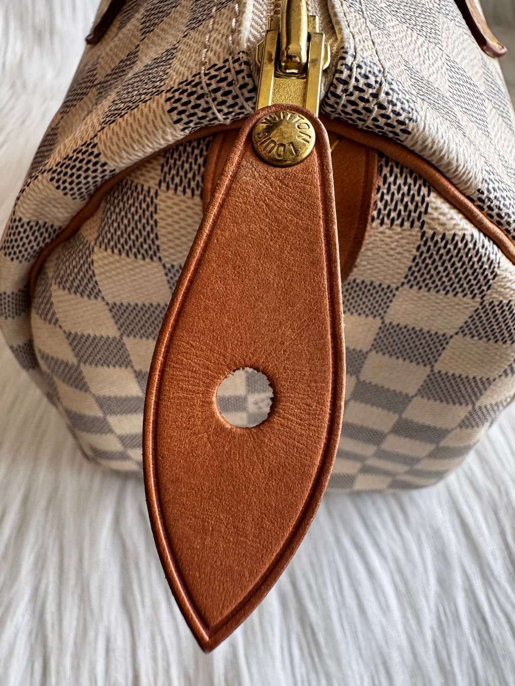 Louis Vuitton Damier Azur Speedy 30 Gold Leather Good - Box View