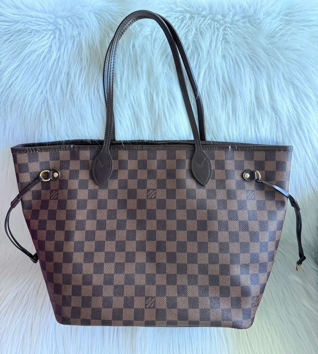 Louis Vuitton Neverfull MM-Damier Ebene Red Lace Good - Back View