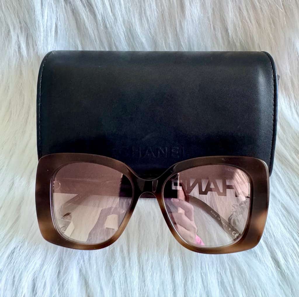 Chanel Square Sunglasses Dark Tortoise Brown Brown Leather Good - Inside View