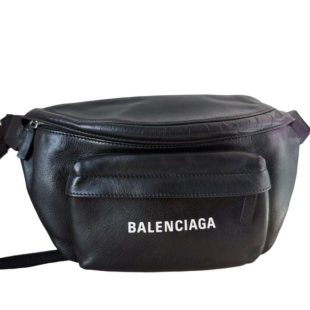 Balenciaga Belt bag Black Very good condition - Front View