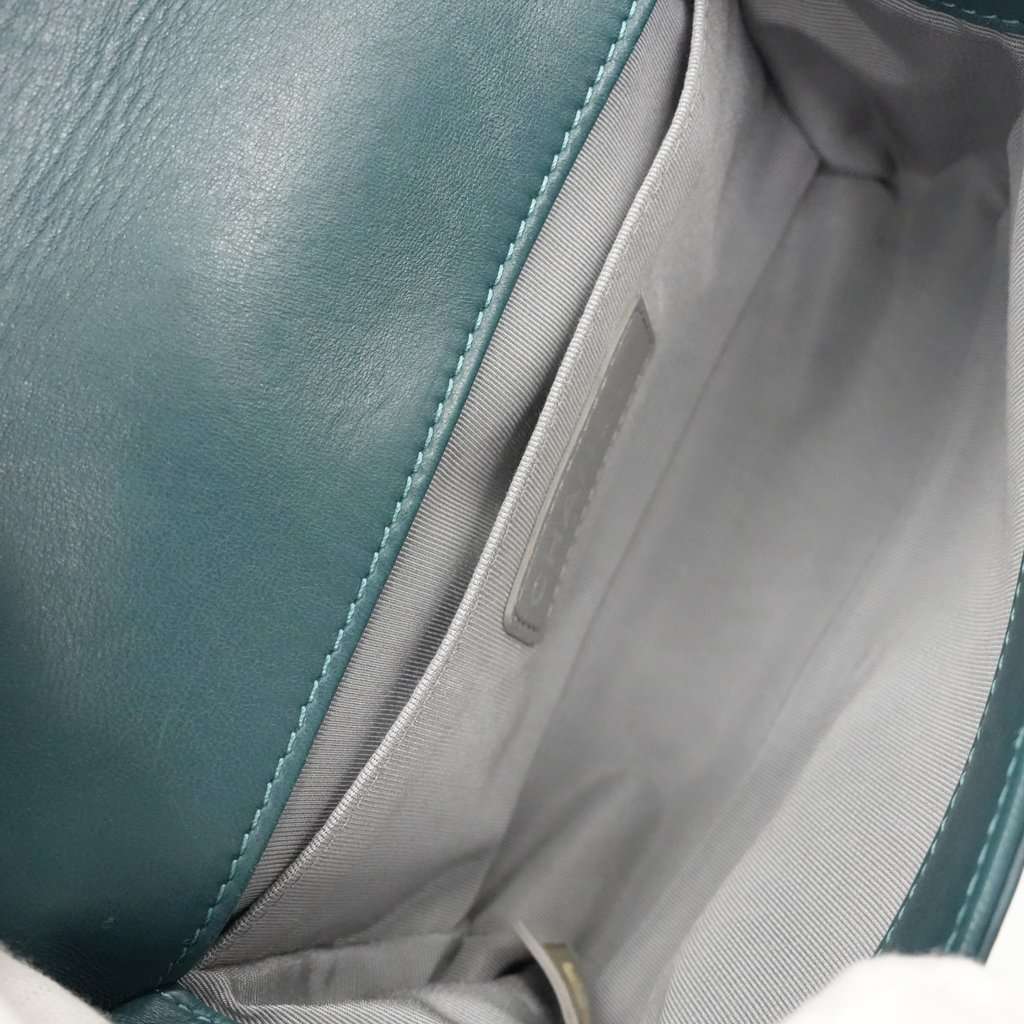 Chanel Boy Small Green Velvet Green Velvet Good - Model View