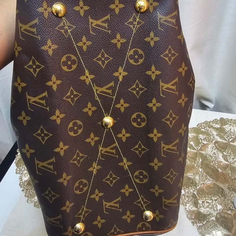 Louis Vuitton Tivoli GM Brown Canvas Good - Inside View