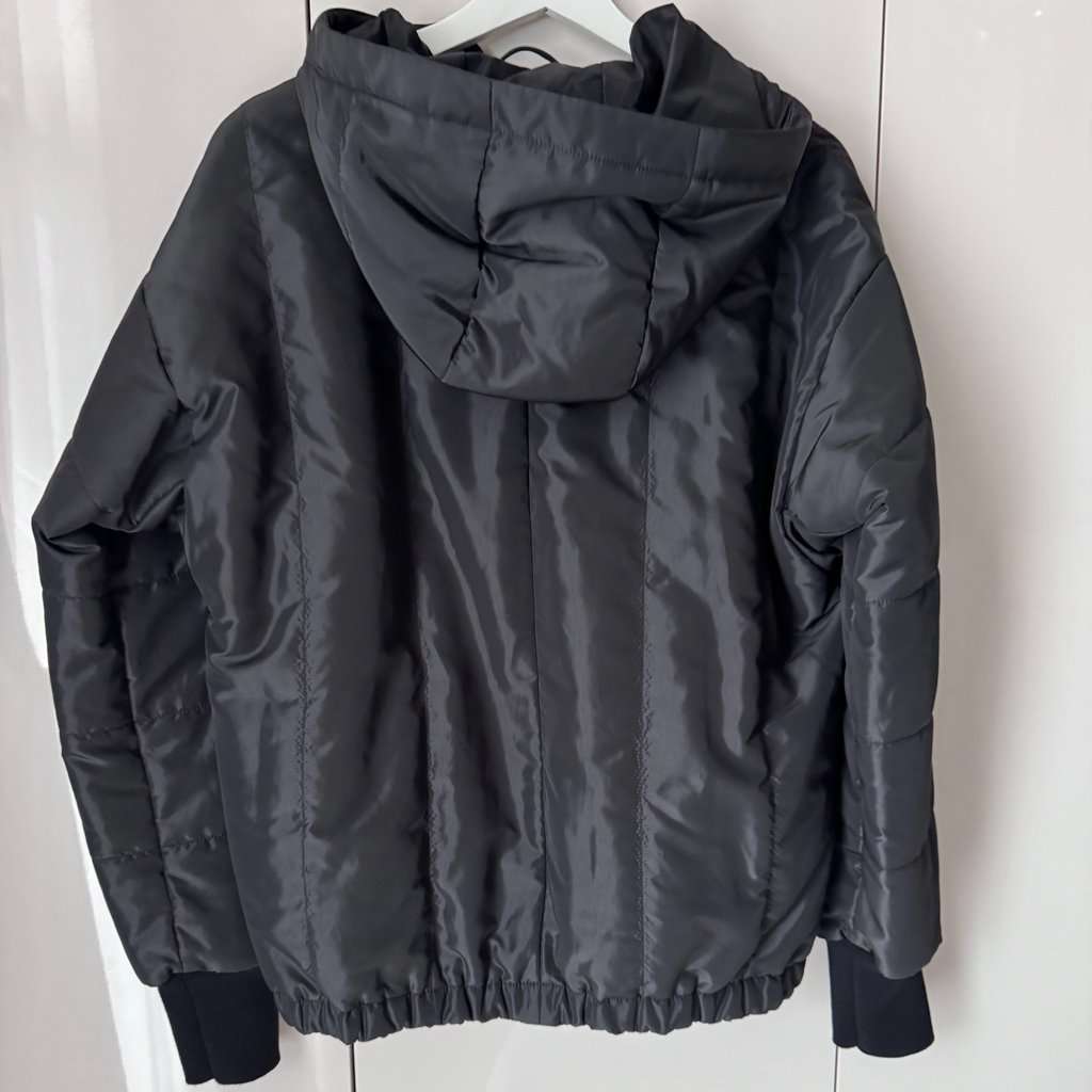 Prada hooded Black Very good - Back View